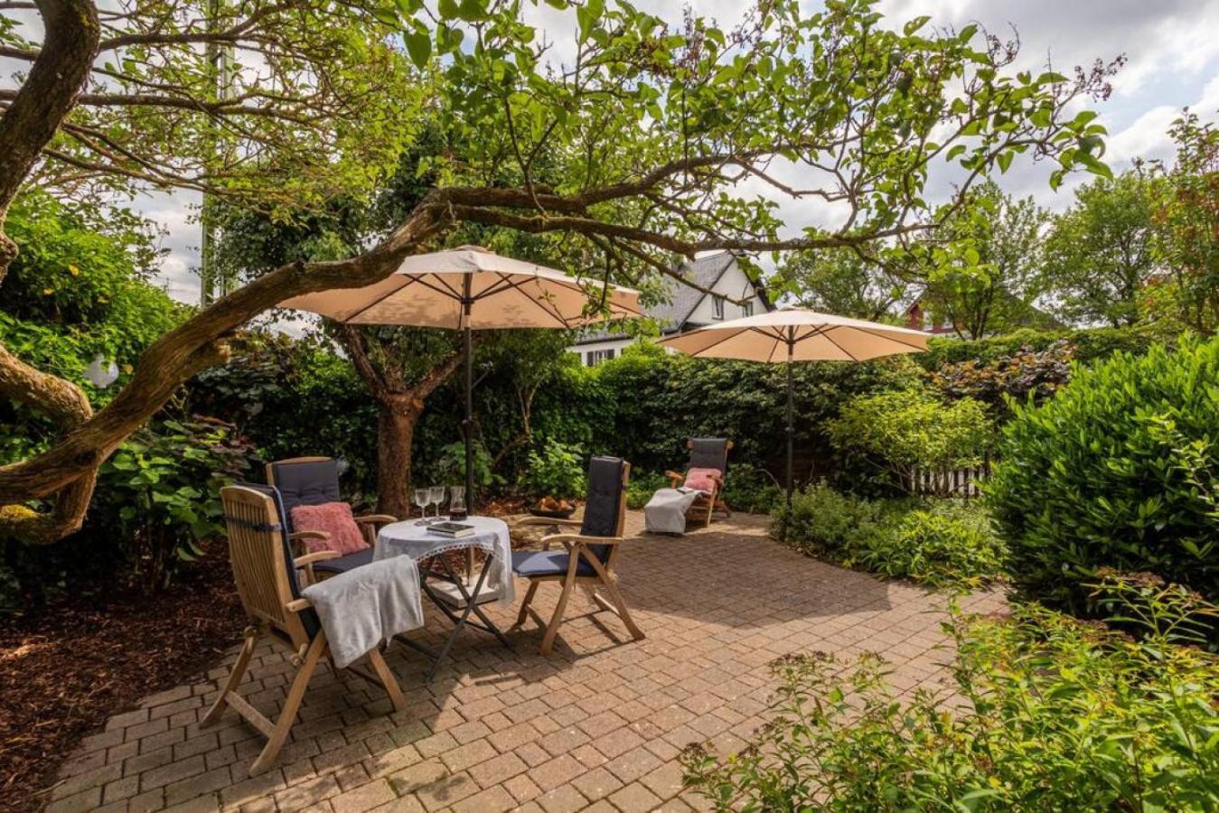 Adenauer Zwoelf - Das 5 Sterne Ferienhaus Mit Sauna Und Garten Am Eifelsteig Kerpen  Ngoại thất bức ảnh